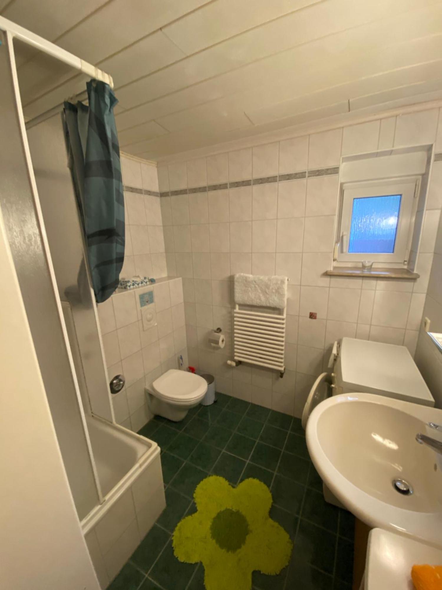 Grosse Helle Wohnung Am Wald In Bad Saarow Nahe Gruenheide Und Berlin Souterrain Exterior photo